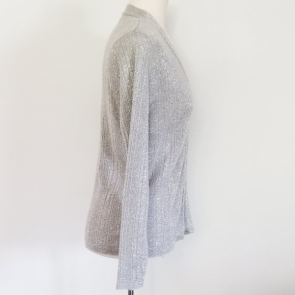 Refashioned Reversible Silver Knit Top (M/L) - Picture 5 of 6